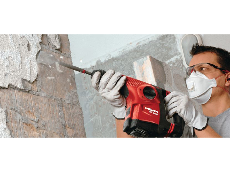 Light Duty Breaker - TE300 - AVR 